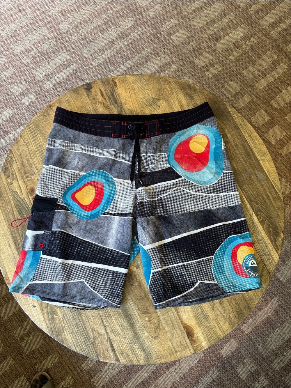 Men’s Y2K Quicksilver Board shorts